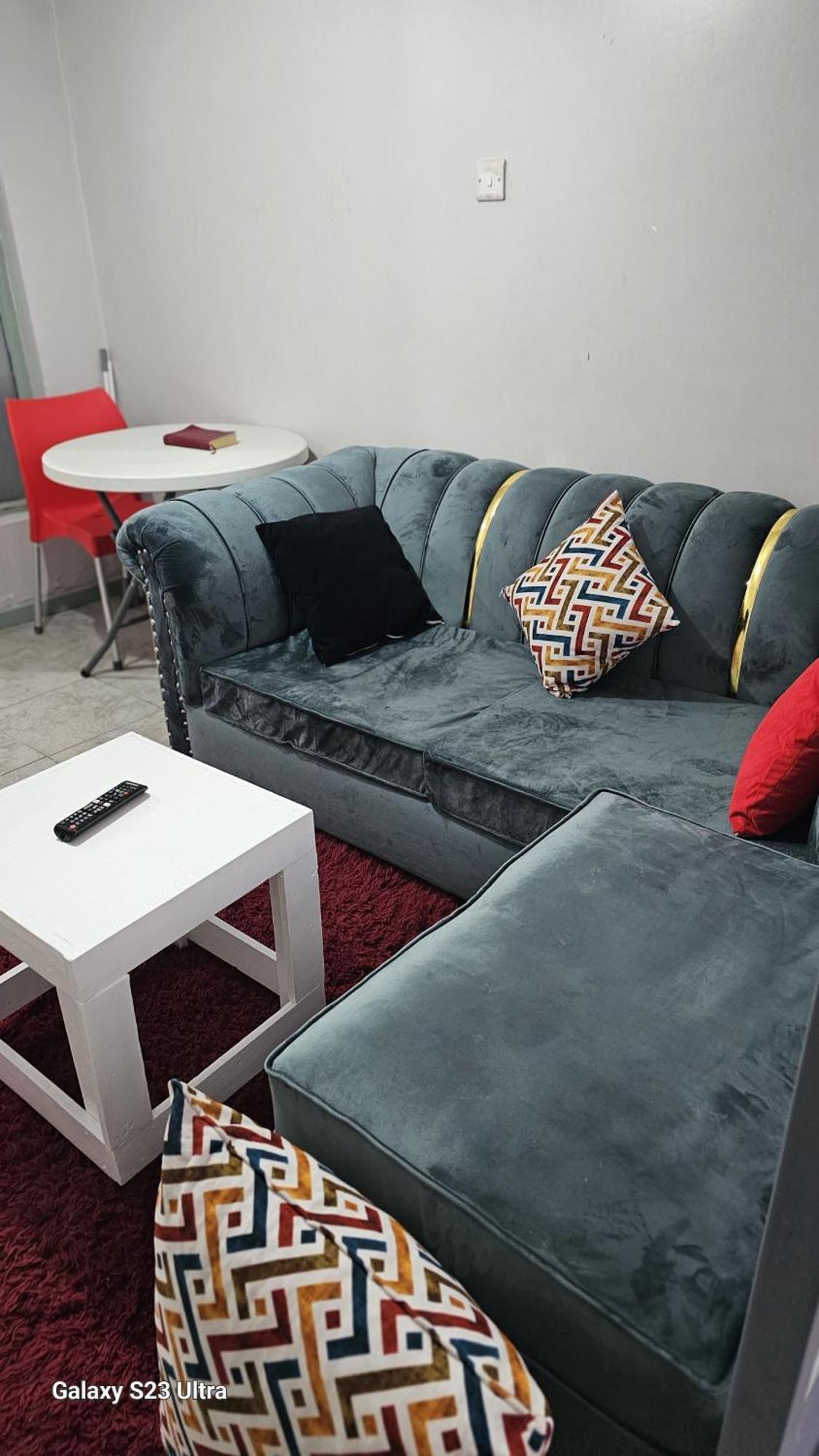 Pazoori Stays Superior Studios Nairobi Eksteriør billede